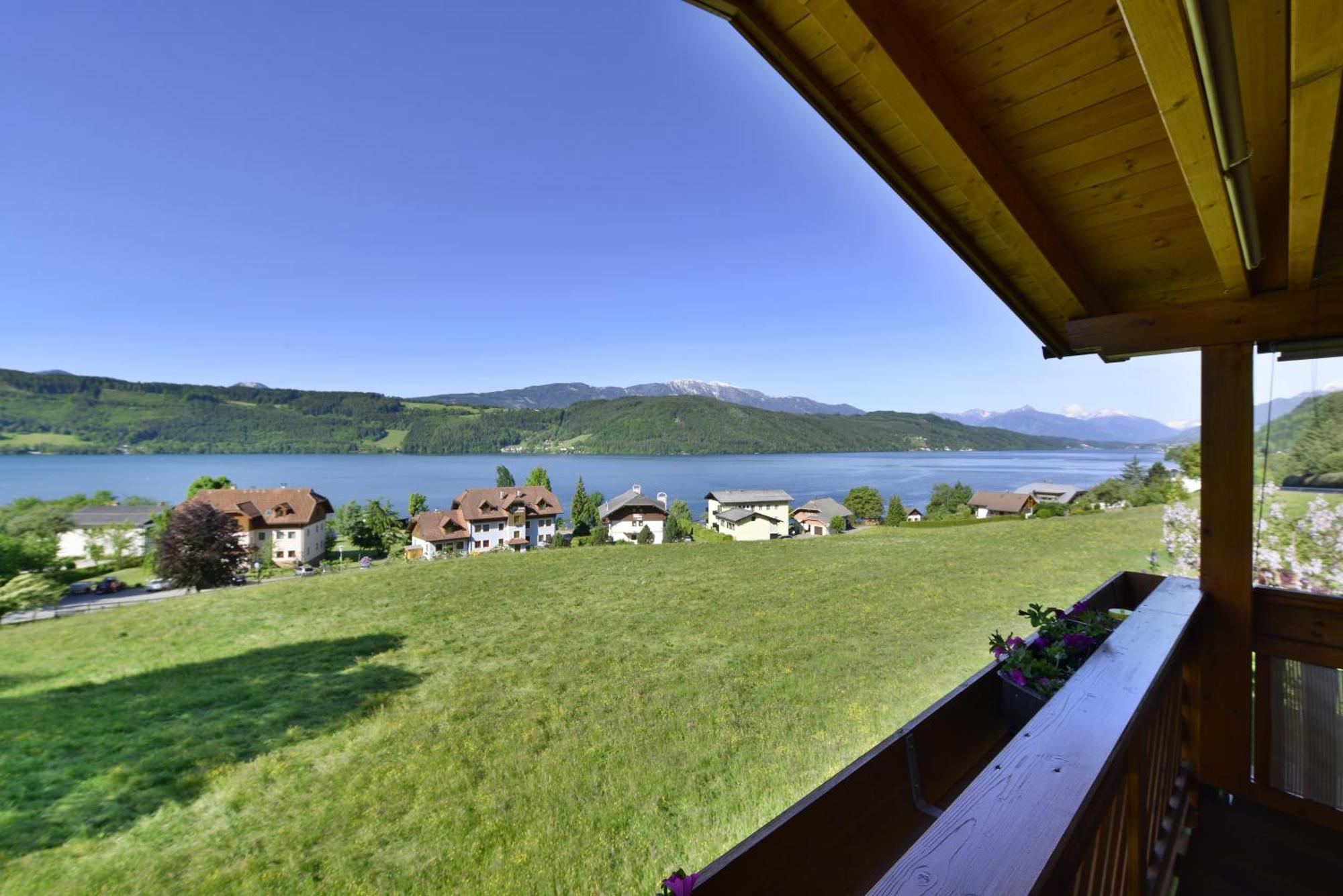 Haus Nowak Ferienwohnungen Millstatt Exterior photo